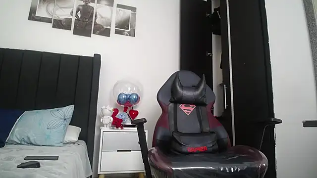 Snapshot of muscle_ares chatting on 02-22-25, 03:36 muscle ares online show from 02-22-25, 03:36