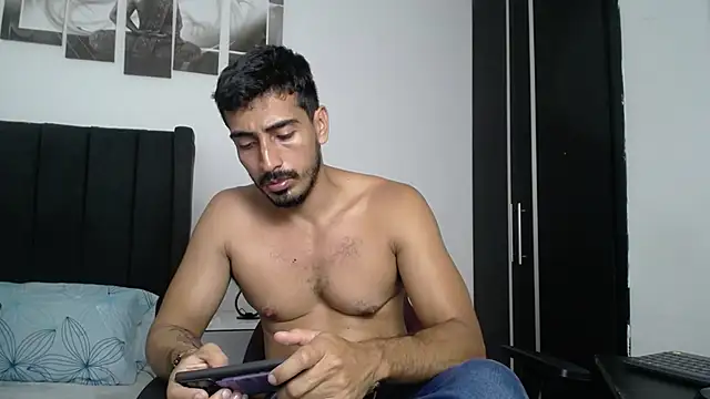 Snapshot of muscle_ares chatting on 03-22-25, 06:36 muscle ares online show from 03-22-25, 06:36