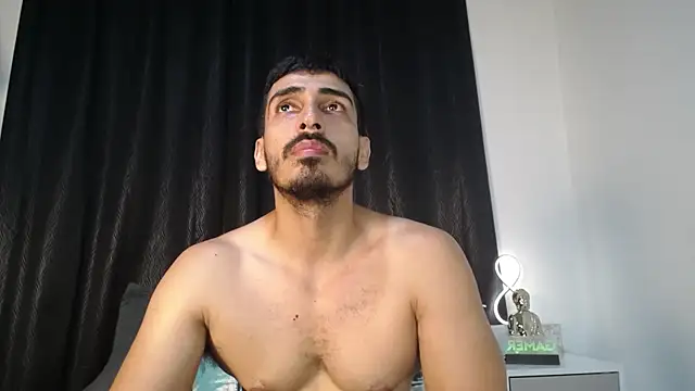 Snapshot of muscle_ares chatting on 10-06-25, 12:30 muscle ares online show from 10-06-25, 12:30