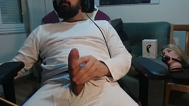 Snapshot of master4subslut chatting on 02-05-25, 02:19 master4subslut online show from 02-05-25, 02:19