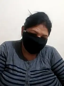 Shoni   online show from 12-08-24, 01:13