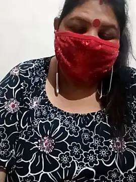 Shoni   online show from 12-26-24, 05:51