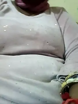 Shoni   online show from 12-15-25, 04:00