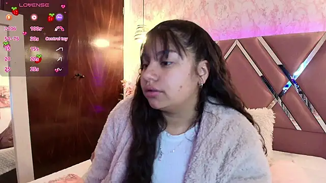 Snapshot of Miaa_Smiith1 chatting on 01-28-25, 12:11 Miaa Smiith1 online show from 01-28-25, 12:11