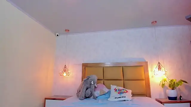 LARSONMIA online show from 03-19-25, 12:12