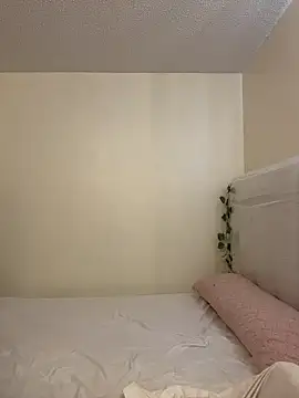 Megan Rodrigo online show from 02-17-26, 02:13