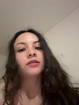 Snapshot of Megan_Rodrigo chatting on 06-24-26, 04:33 Megan Rodrigo online show from 06-24-26, 04:33
