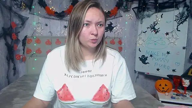 SallyVerda online show from 10-30-25, 07:03