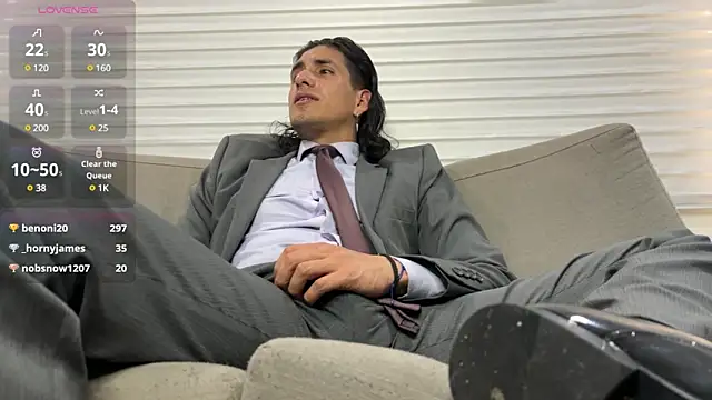 Tom blunt96 online show from 02-06-25, 03:20