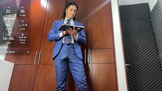 Tom blunt96 online show from 02-12-25, 11:41