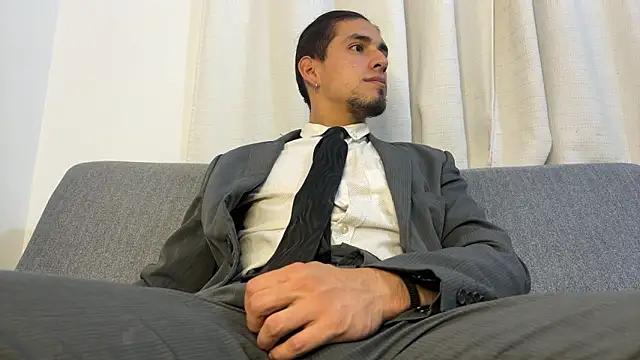 Tom blunt96 online show from 02-28-26, 08:48