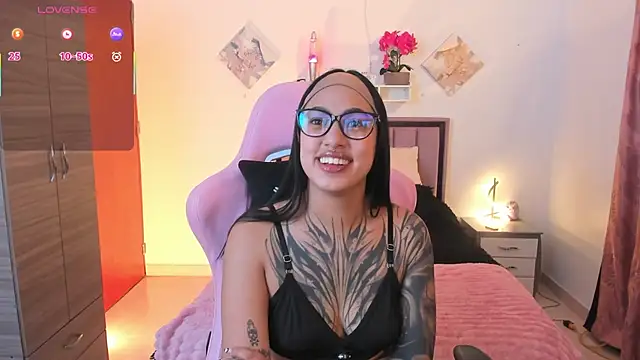 Snapshot of Kayla_foxxy chatting on 07-20-26, 12:58 Kayla foxxy online show from 07-20-26, 12:58