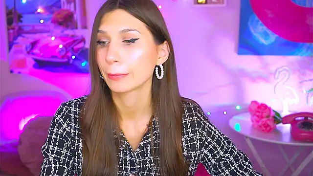 Snapshot of MollyPerry chatting on 12-17-24, 10:22 MollyPerry online show from 12-17-24, 10:22