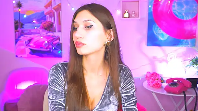 Snapshot of MollyPerry chatting on 12-20-24, 10:11 MollyPerry online show from 12-20-24, 10:11