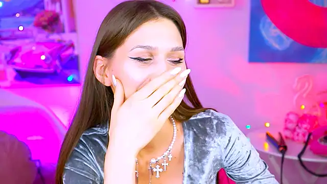 Snapshot of MollyPerry chatting on 12-30-24, 10:12 MollyPerry online show from 12-30-24, 10:12