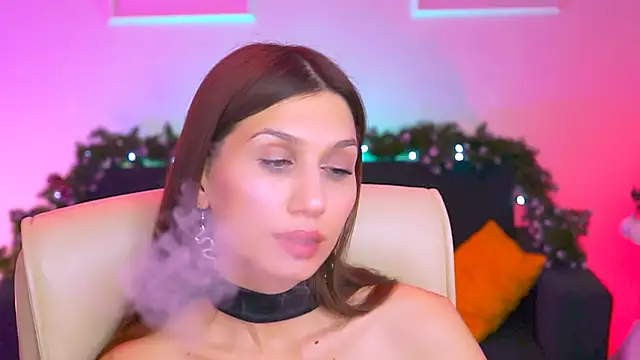 Snapshot of MollyPerry chatting on 01-22-25, 01:10 MollyPerry online show from 01-22-25, 01:10