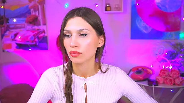 Snapshot of MollyPerry chatting on 02-20-25, 07:19 MollyPerry online show from 02-20-25, 07:19