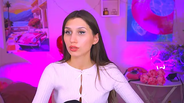 Snapshot of MollyPerry chatting on 02-20-25, 11:32 MollyPerry online show from 02-20-25, 11:32