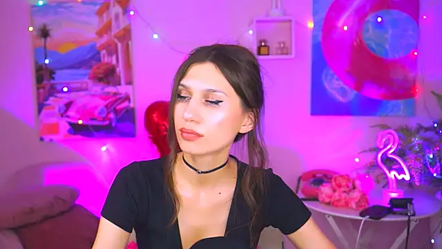 Snapshot of MollyPerry chatting on 02-25-25, 04:21 MollyPerry online show from 02-25-25, 04:21