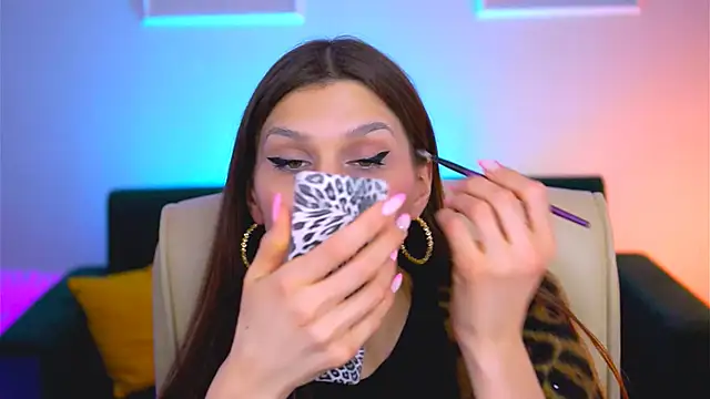 Snapshot of MollyPerry chatting on 03-16-25, 07:17 MollyPerry online show from 03-16-25, 07:17