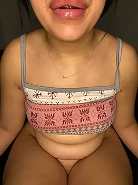 Snapshot of aya12aya chatting on 01-19-25, 06:00 aya12aya online show from 01-19-25, 06:00