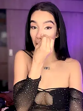 Ambar R0SSE online show from 10-30-25, 06:04