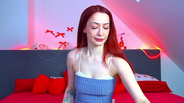 Snapshot of MarieKarma chatting on 05-24-26, 06:24 MarieKarma online show from 05-24-26, 06:24