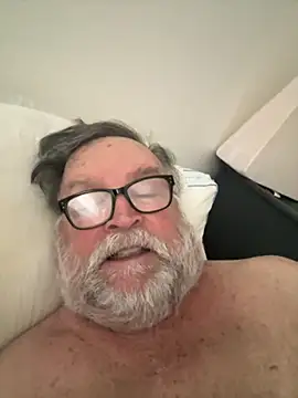 Drummajor online show from 09-27-25, 03:17