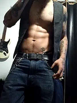 Snapshot of mexicaninuganda chatting on 02-06-25, 06:08 mexicaninuganda online show from 02-06-25, 06:08