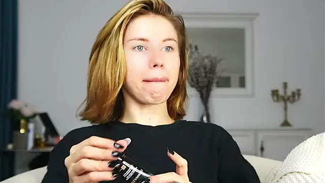 ivyleague  online show from 10-01-25, 03:34