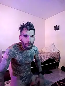 Snapshot of Yuni_clavwro chatting on 10-13-25, 07:47 Yuni clavwro online show from 10-13-25, 07:47