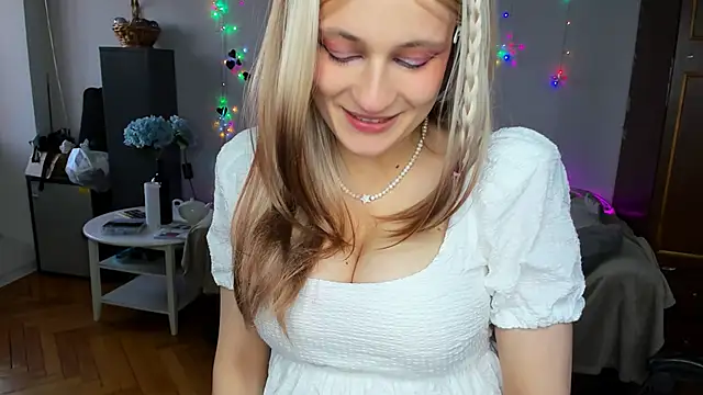 Evelyn Harperxh online show from 04-13-26, 04:12