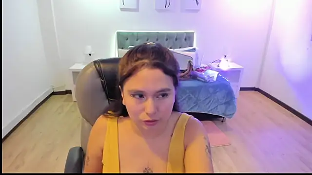  Natalie18 online show from 12-05-25, 03:37