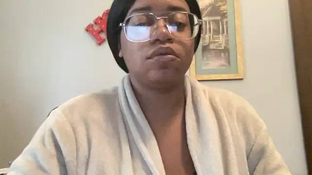 MommyConfident online show from 11-14-25, 03:44