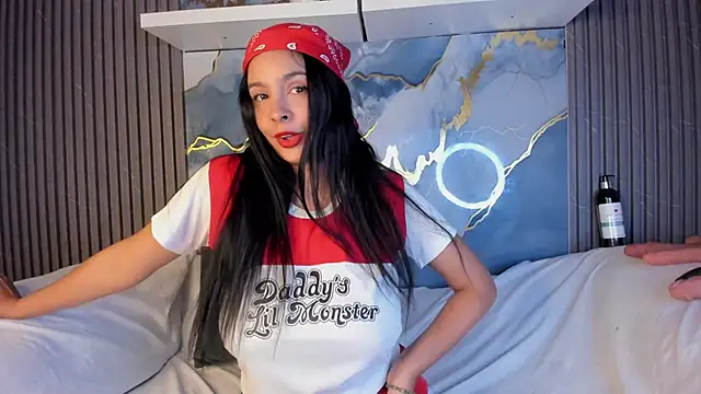 Snapshot of BrendaBrooks chatting on 11-10-25, 04:17 BrendaBrooks online show from 11-10-25, 04:17