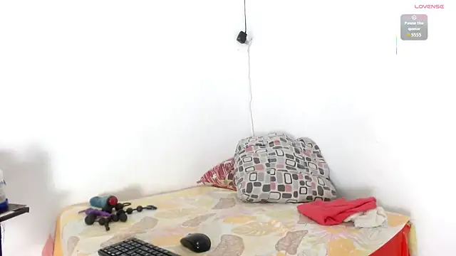 seductivespellvagina80 online show from 04-14-26, 05:24