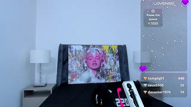 AmberAdams  online show from 12-17-24, 05:47