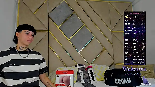 AmberAdams  online show from 11-08-25, 03:34