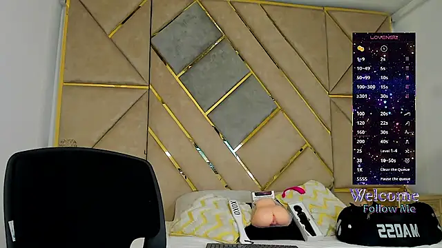 AmberAdams  online show from 11-11-25, 02:28