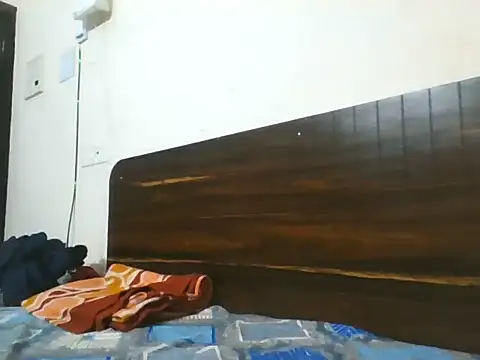 Snapshot of Dusky_Aarav chatting on 09-28-25, 08:42 Dusky Aarav online show from 09-28-25, 08:42