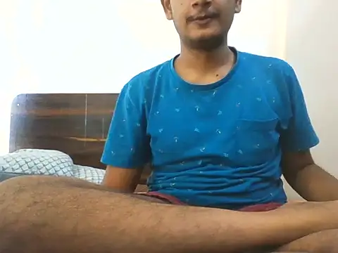 Snapshot of Dusky_Aarav chatting on 10-15-25, 04:23 Dusky Aarav online show from 10-15-25, 04:23