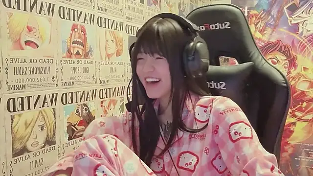 SNAKEgirlQAQ online show from 06-07-26, 05:27