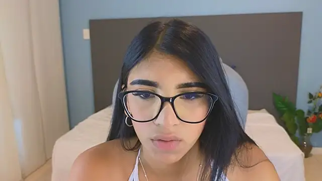 Snapshot of maiaa_ruiz chatting on 10-23-25, 03:00 maiaa ruiz online show from 10-23-25, 03:00