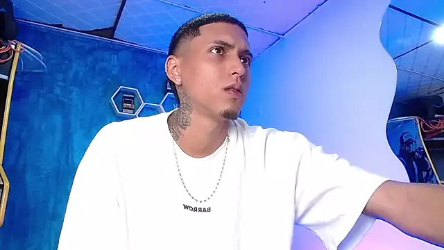 Liam lee online show from 01-16-25, 03:35