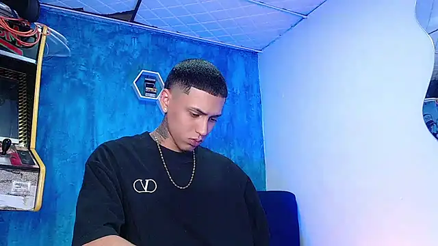 Liam lee online show from 01-31-25, 01:23