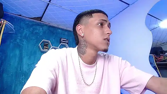 Liam lee online show from 02-01-25, 04:00