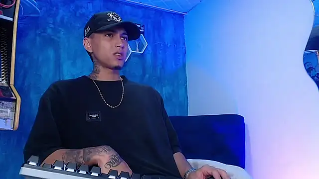 Liam lee online show from 02-06-25, 12:59