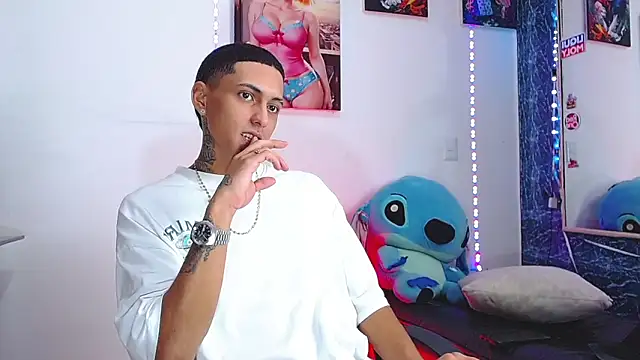 Liam lee online show from 11-01-25, 01:02