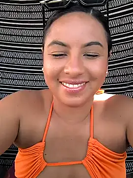 Francesca ferrari online show from 01-10-25, 07:11