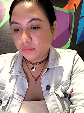 Francesca ferrari online show from 10-04-25, 06:39